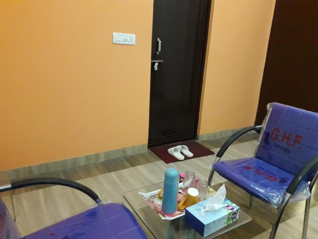 Yog Bhawan Aparthotel Грейтър Нойда Екстериор снимка
